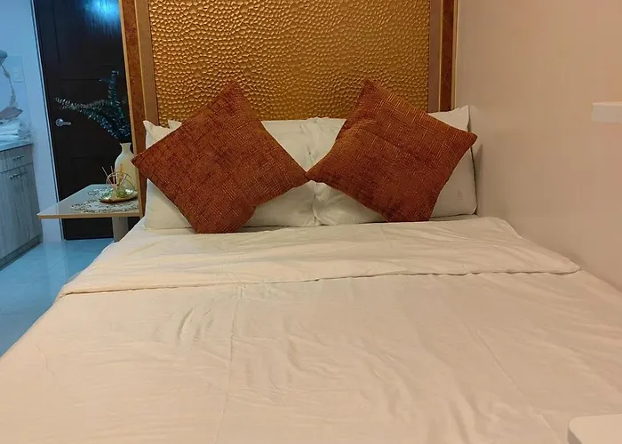 Aparthotel Elegant Hotel-inspired In Casa Mira Towers 3*