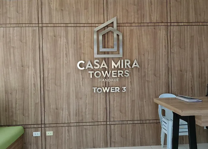 Elegant Hotel-inspired In Casa Mira Towers